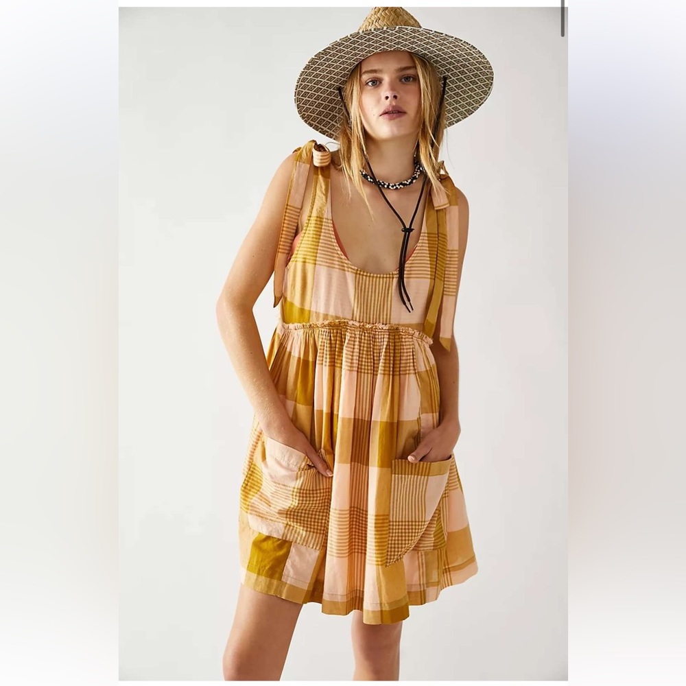 Free People Madelyn Mini Dress. Size Small. Color: Nectar Combo